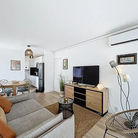 Sur Avec Parking Prive Pour 4 Pers - Fr-1-715-107 Apartamento *